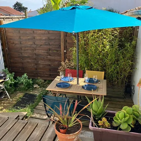 بيت للعطل Maison De Village A Avec Terrasse *